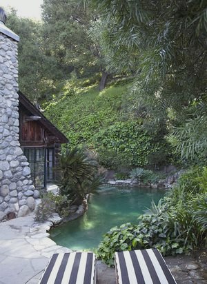  Дом в стиле рустик со сказочным бассейном в Лос-Анджелесе 